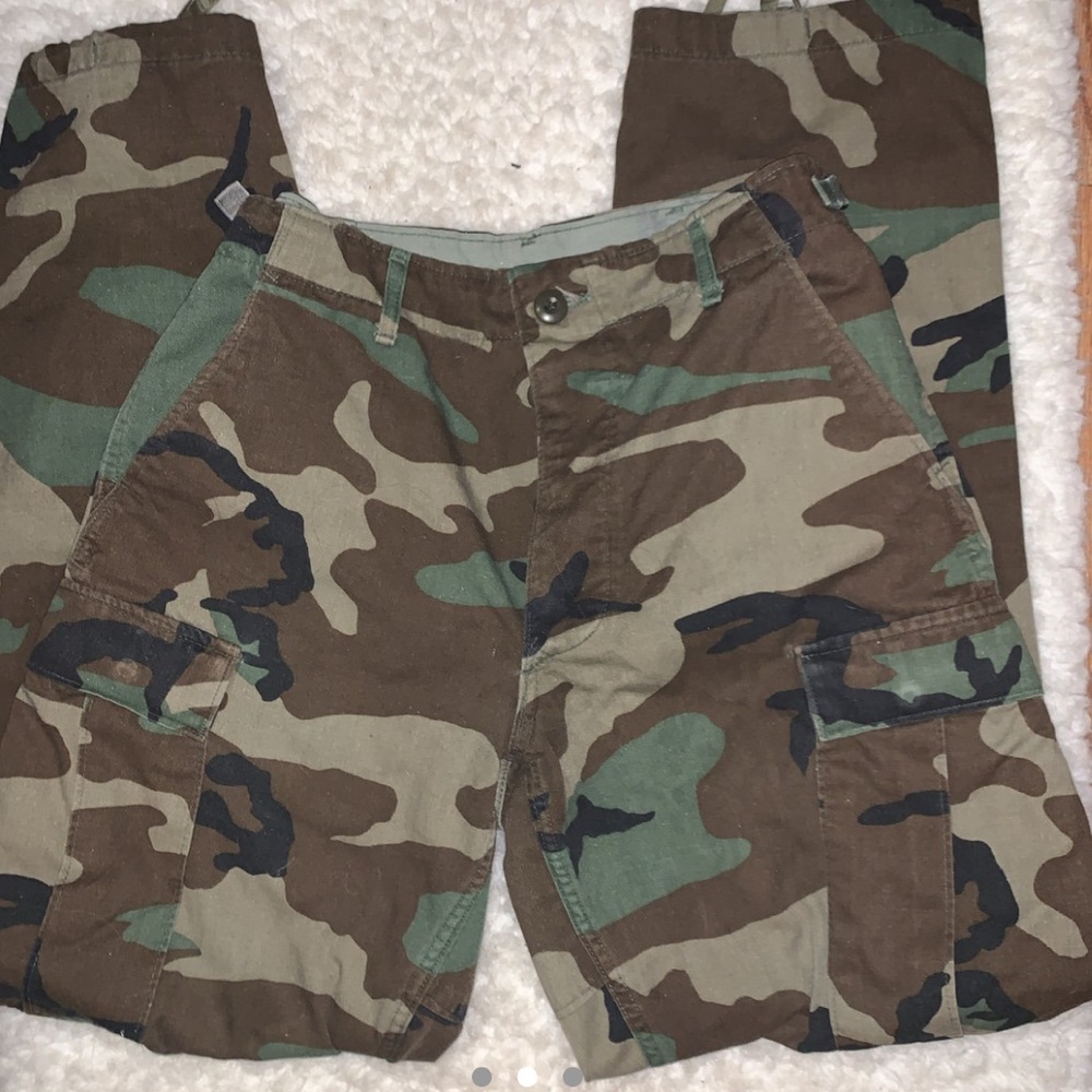 Pants - Picture 2 of 3